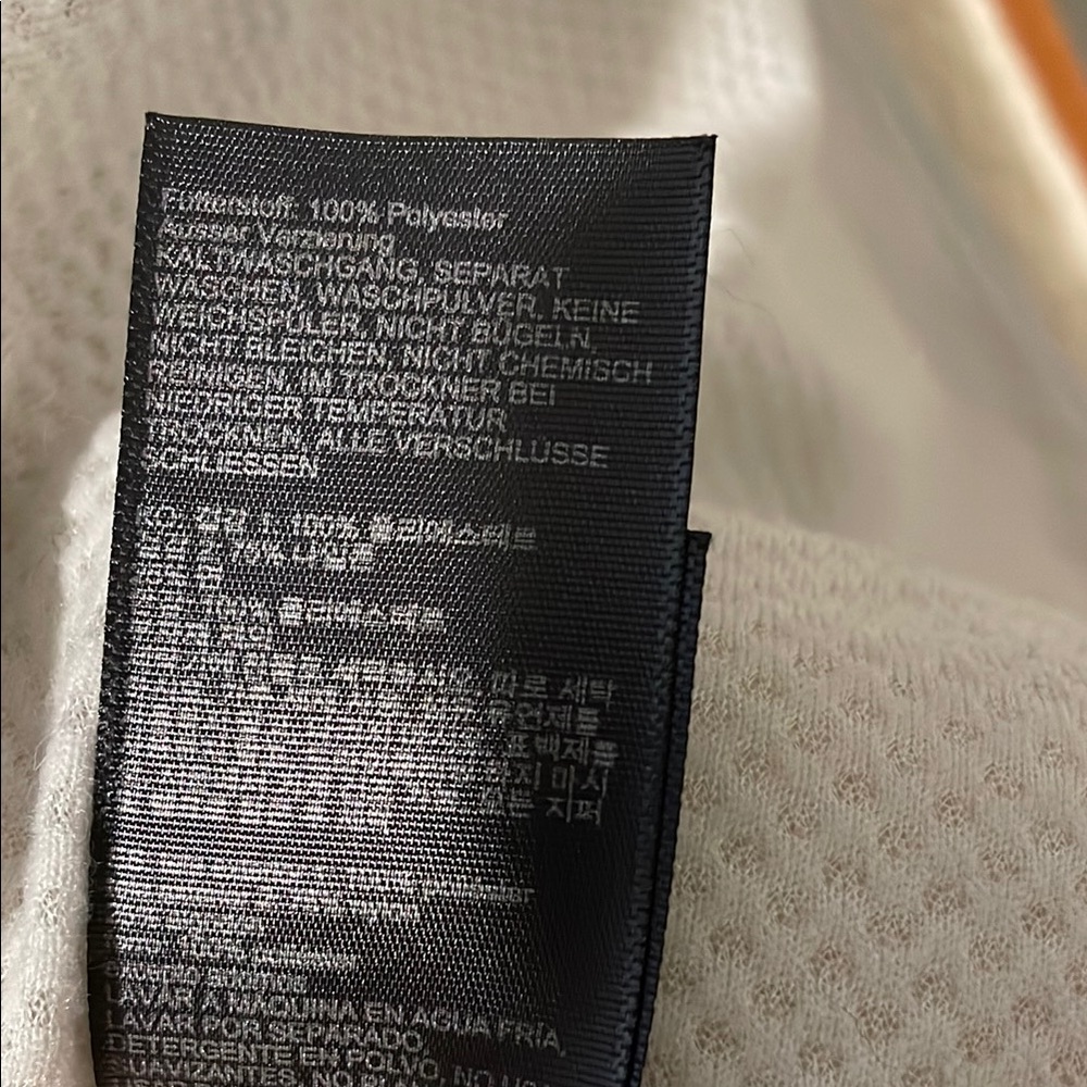 Marmot Tan and Cream Fleece Vest comfort and style - Picture 5 of 12